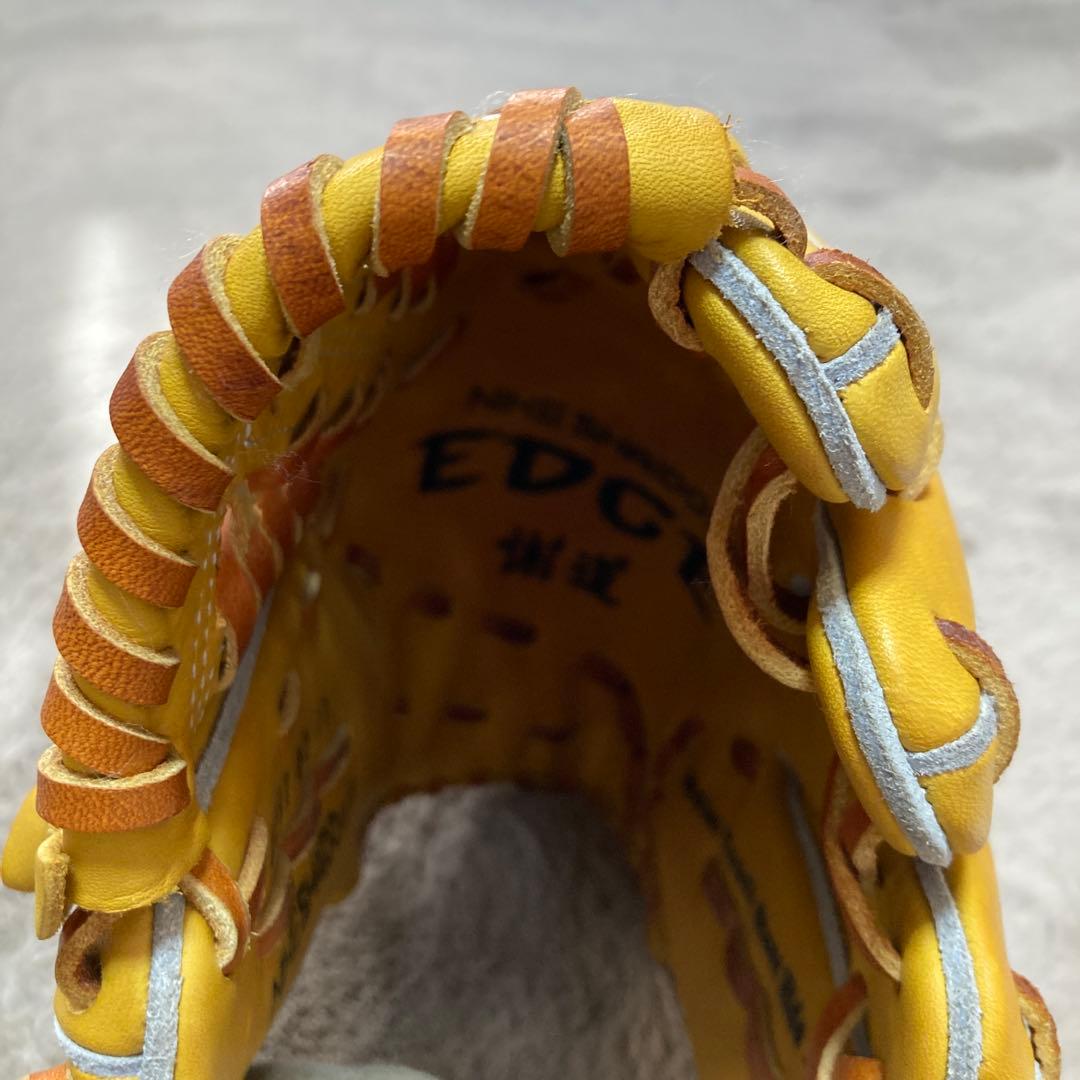 Nike SHAIDO EDGE 軟式グローブ 内野手用　右投げ用