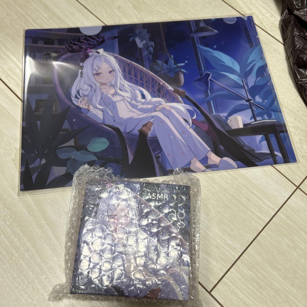 ブルーアーカイブ　イヤホン