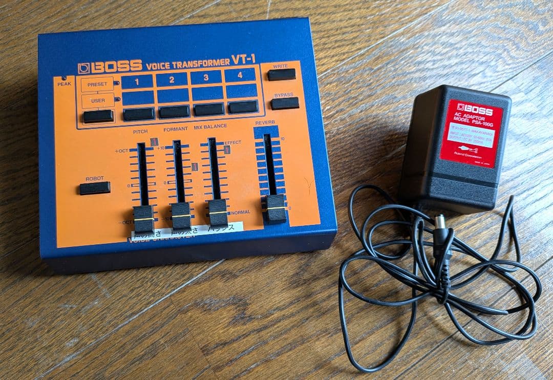 BOSS VT-1 voice transformer（ボイスチェンジャー）