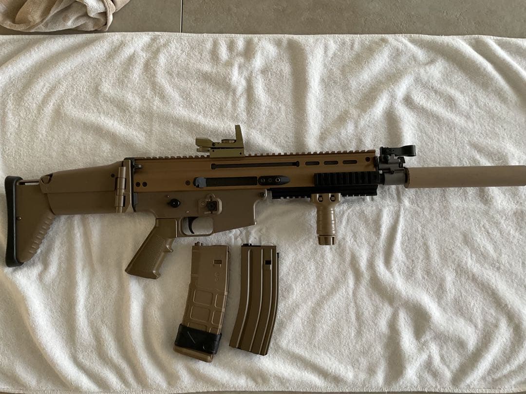 電動ガン 東京マルイ　SCAR-L