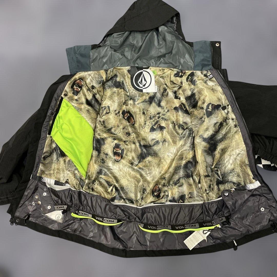 Volcom スノーボードジャケット