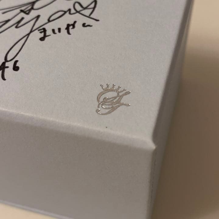 乃木坂46 白石麻衣 サイン入り Samantha Silva リングケース