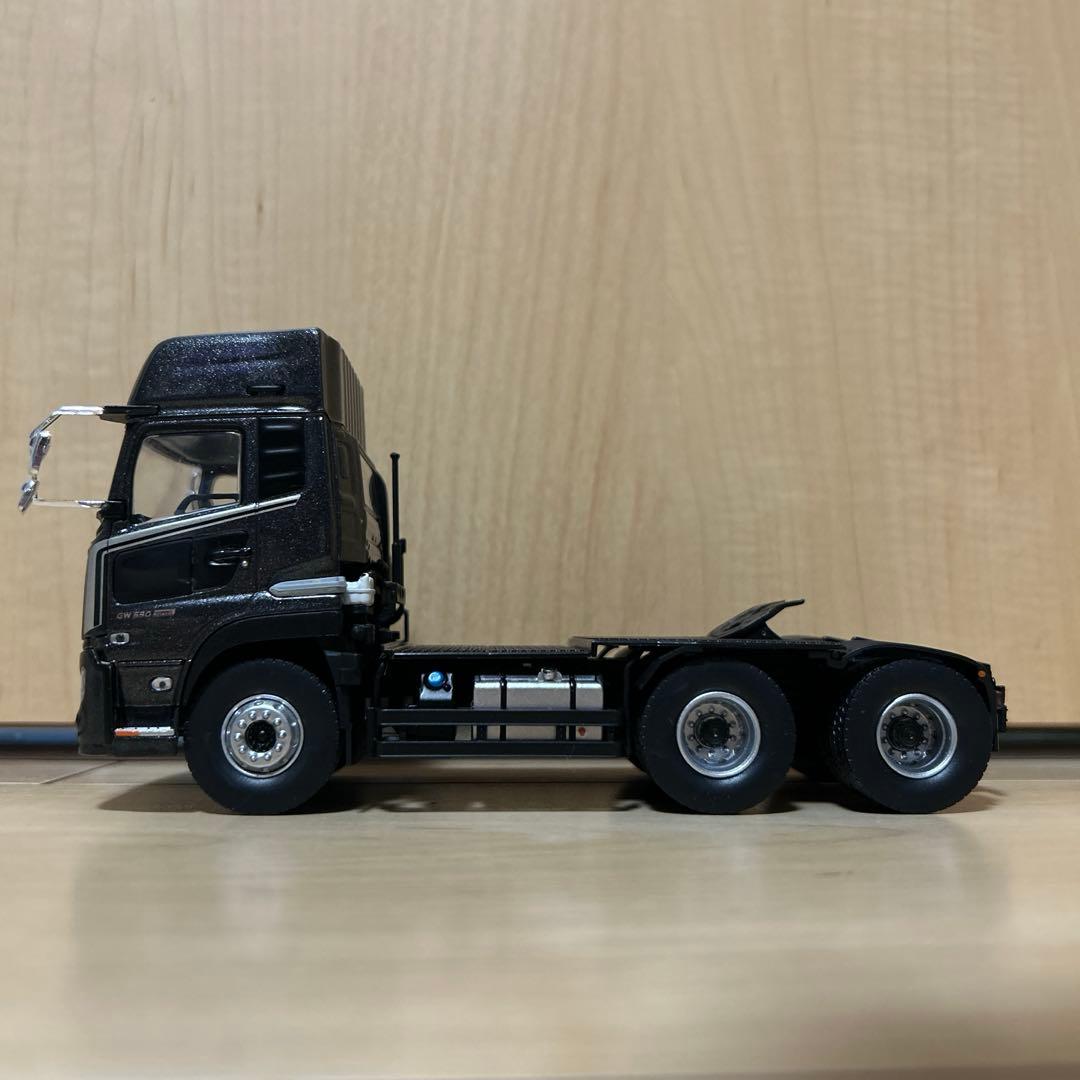 UDトラックス　クオン　トラレーラーヘッド 1/43 非売品　ラスト1個