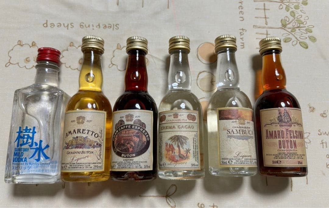 お酒まとめ売り25本　ミニボトル　古酒ウイスキーブランデー