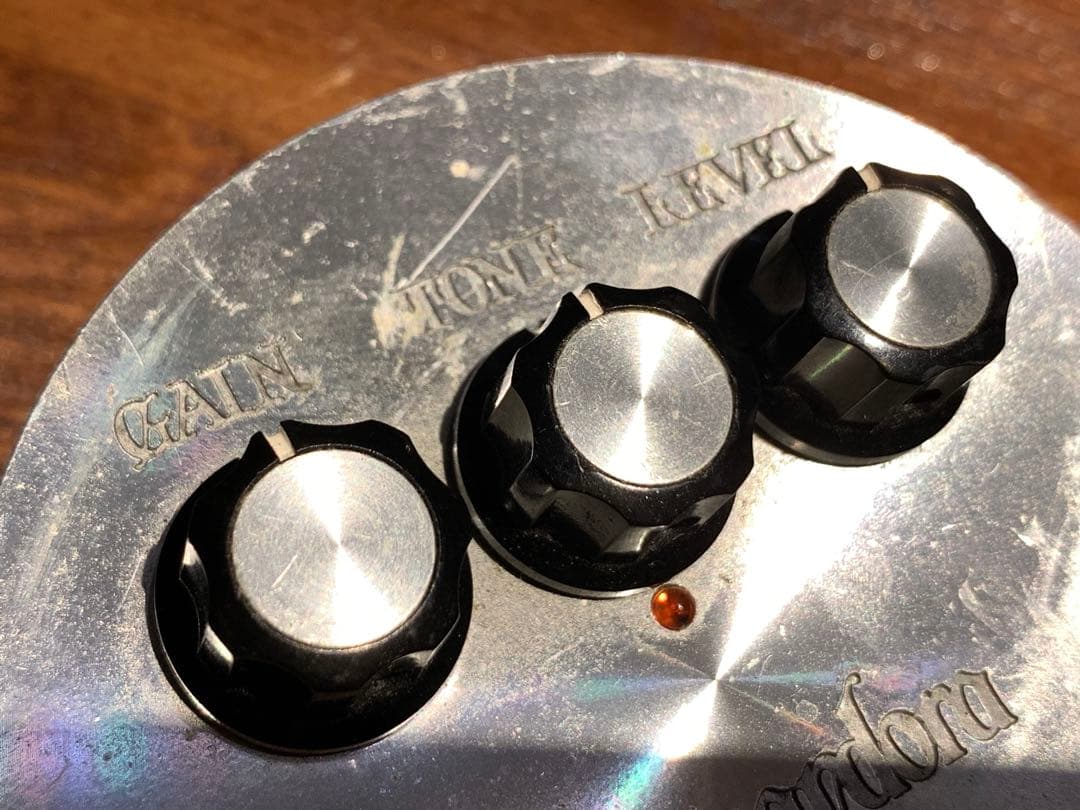 BIXONIC Expandora ディストーション エフェクター 動作品
