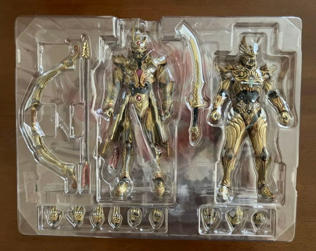 魔戒可動 炎刃騎士ゼン&天弓騎士ガイ 金色(こんじき)Ver.セット