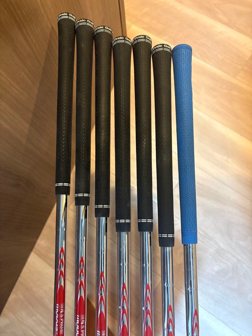 Cobra KING TOUR アイアン　5-G ７本セット