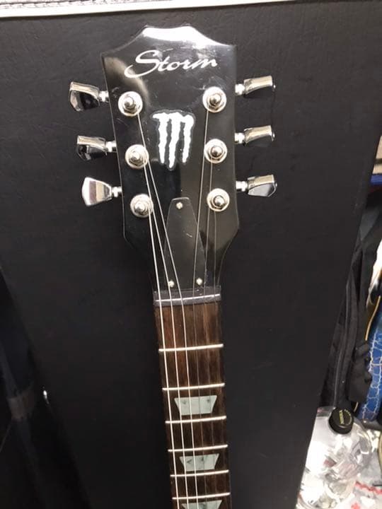 スト－ム　レスポ－ル　中古　美品‼️ シルバ－系の色
