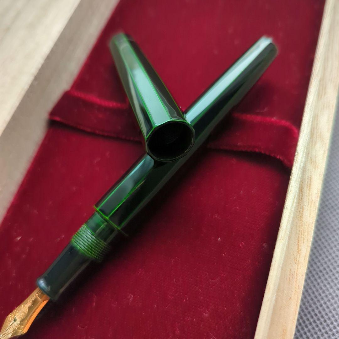 中屋万年筆「十角 緑溜 ポータブル」太字（B）