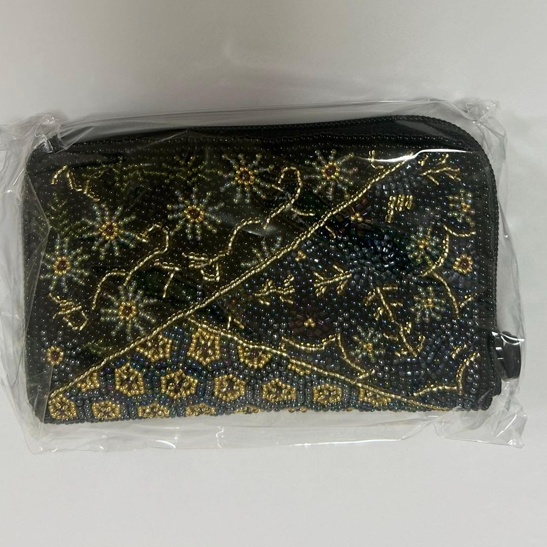新品未使用 柏ビーズ ラウンド小財布099黒帯柄ビーズ刺繍