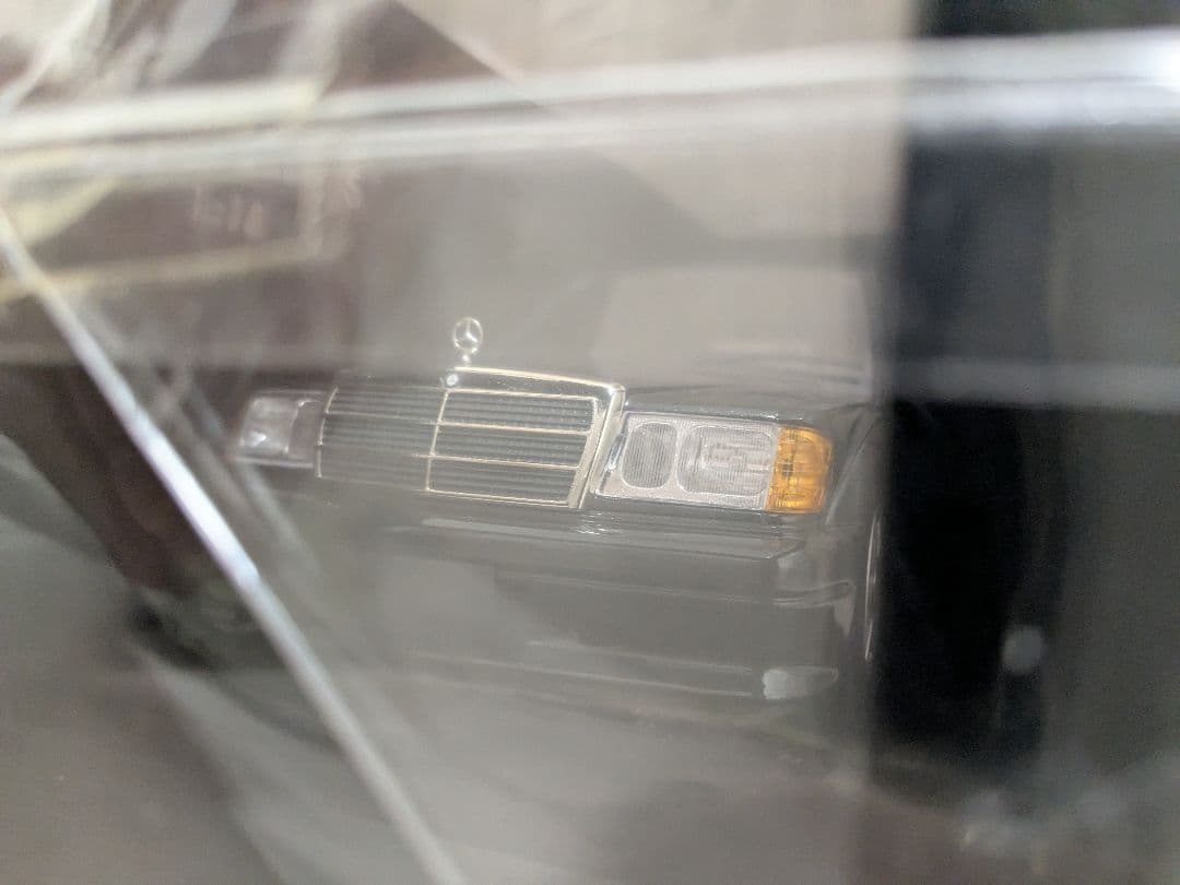 ベンツ　1/18 190E EVO2 ミニカー　AMG ミニチャンプス　京商