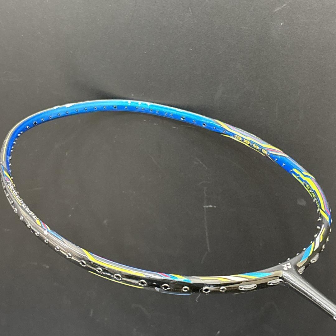 YONEX 　NANORAY　800　バトミントンラケット　ガット無し