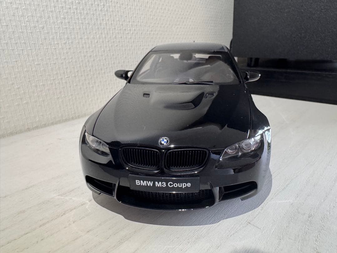  M3 (E92) 1/18 ミニカー ブラック