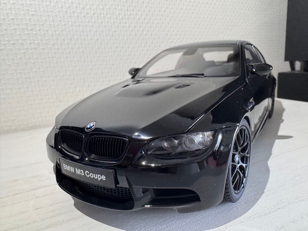  M3 (E92) 1/18 ミニカー ブラック