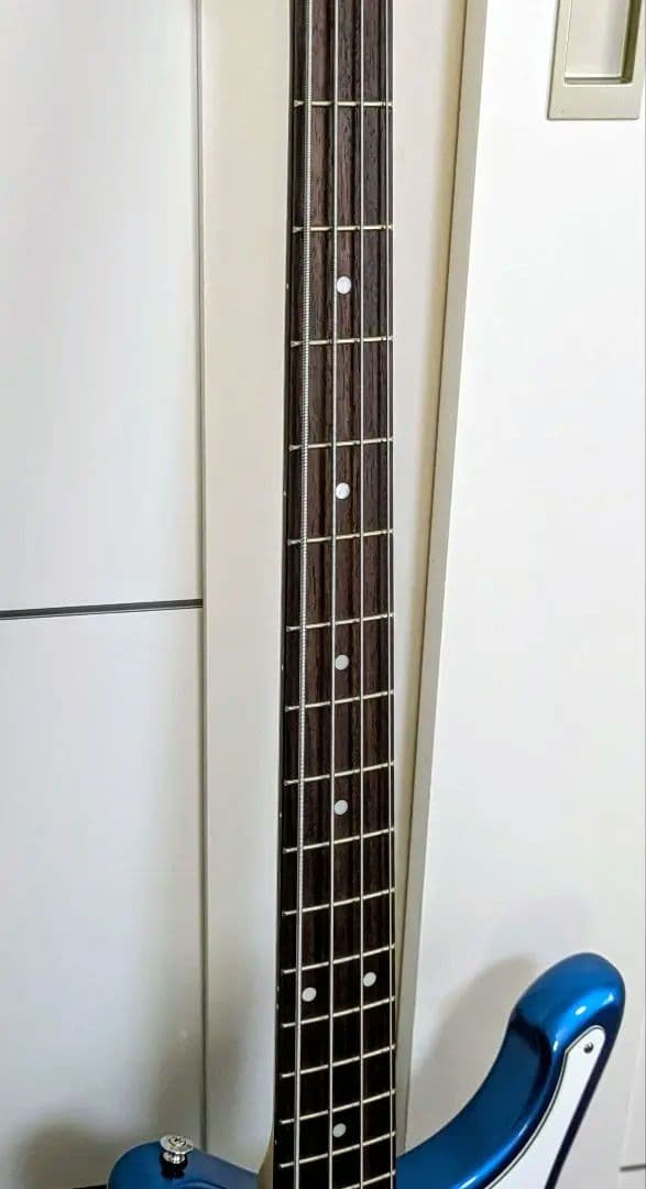 YAMAHA ヤマハ　SBV550 エレキギター　ブルー　動作未確認