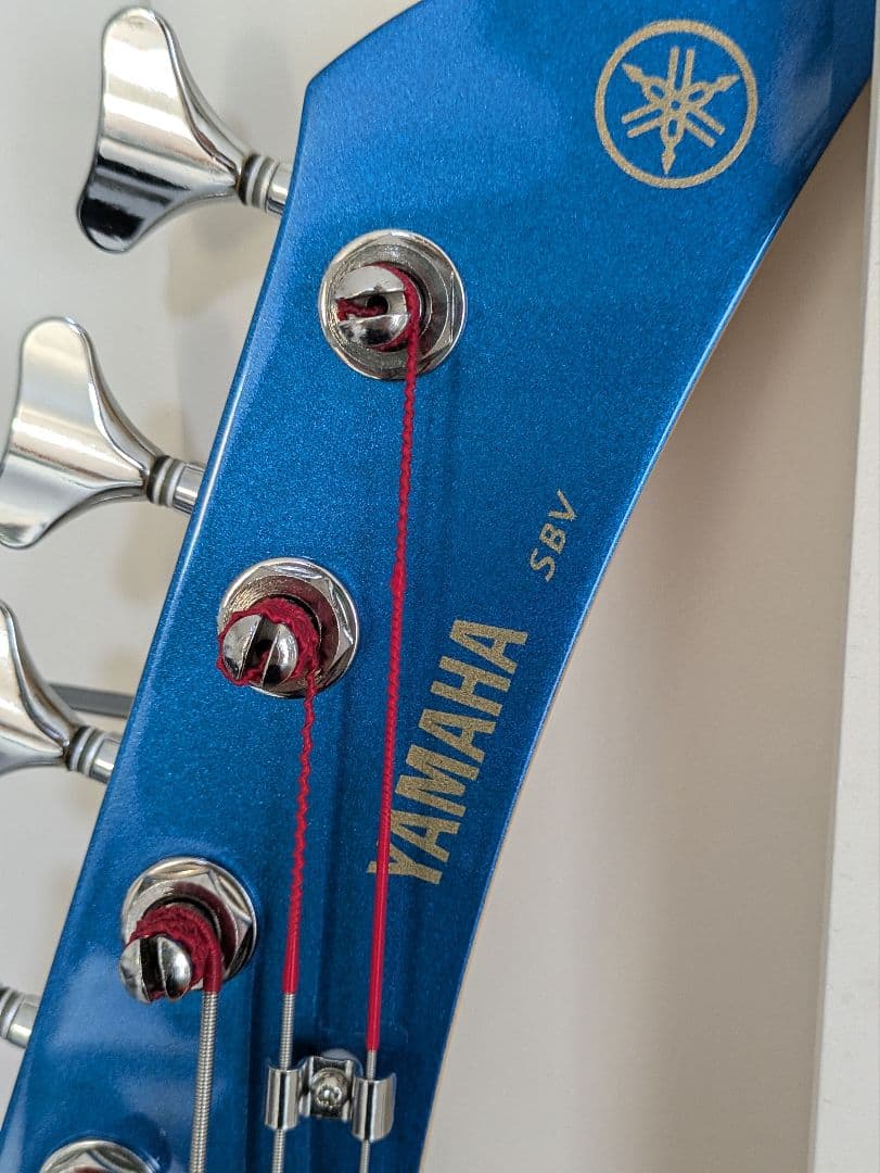 YAMAHA ヤマハ　SBV550 エレキギター　ブルー　動作未確認