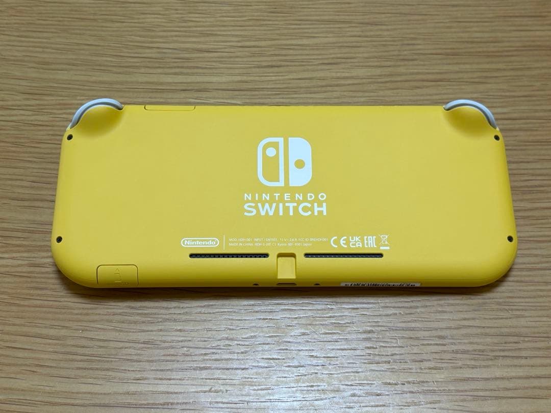 任天堂Switch Lite イエロー microSD付き