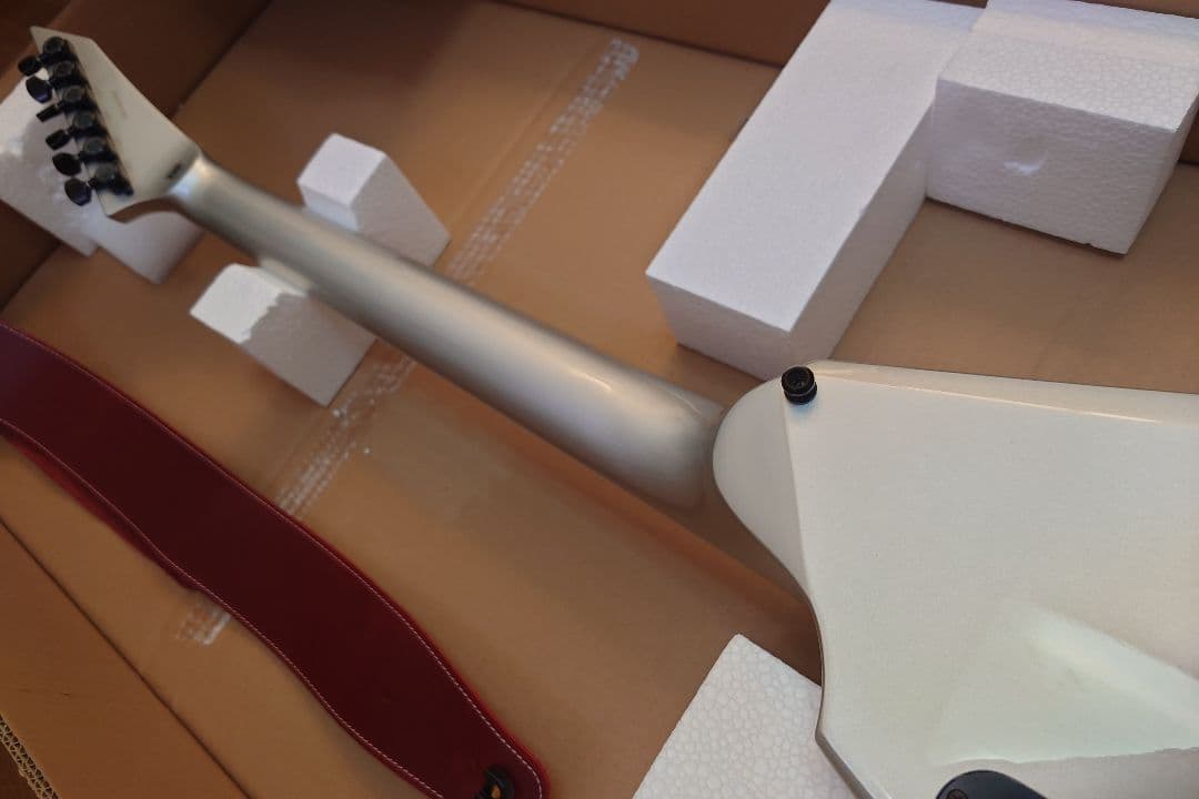 ESP EII E-II ARROW NTブラック×シルバー EMG 85 81