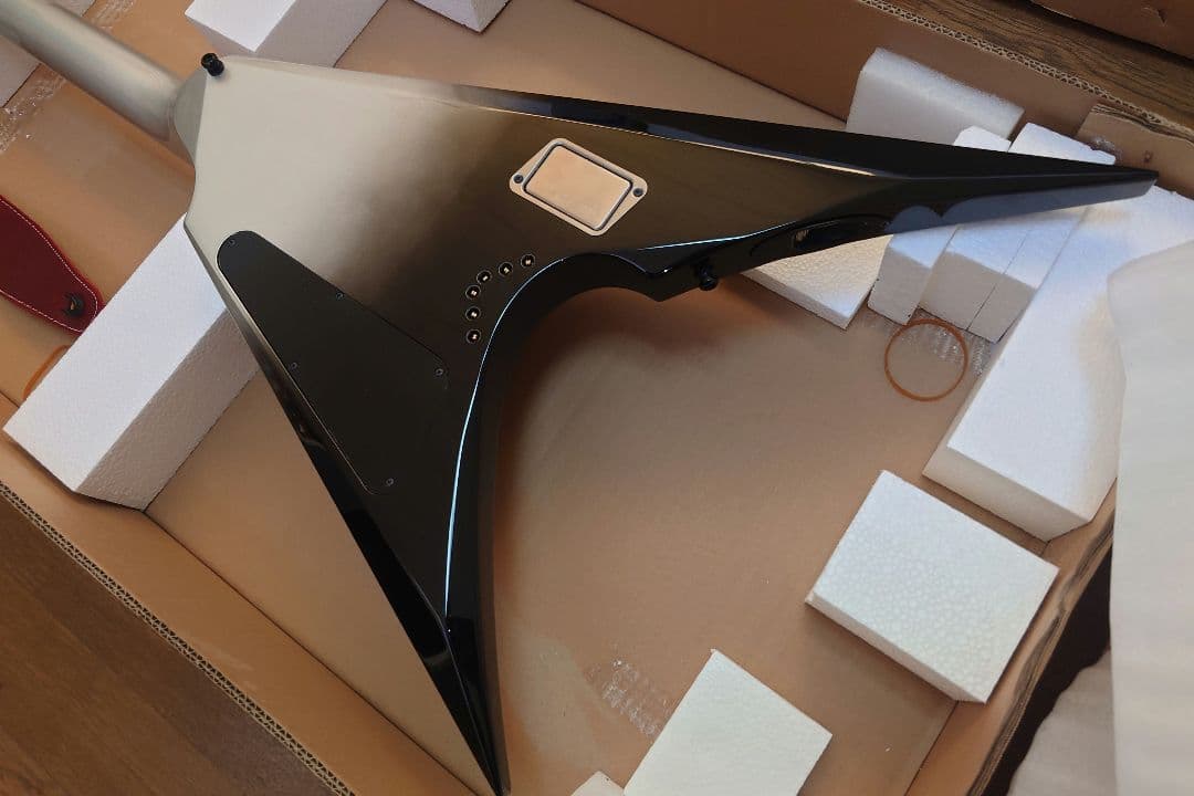 ESP EII E-II ARROW NTブラック×シルバー EMG 85 81