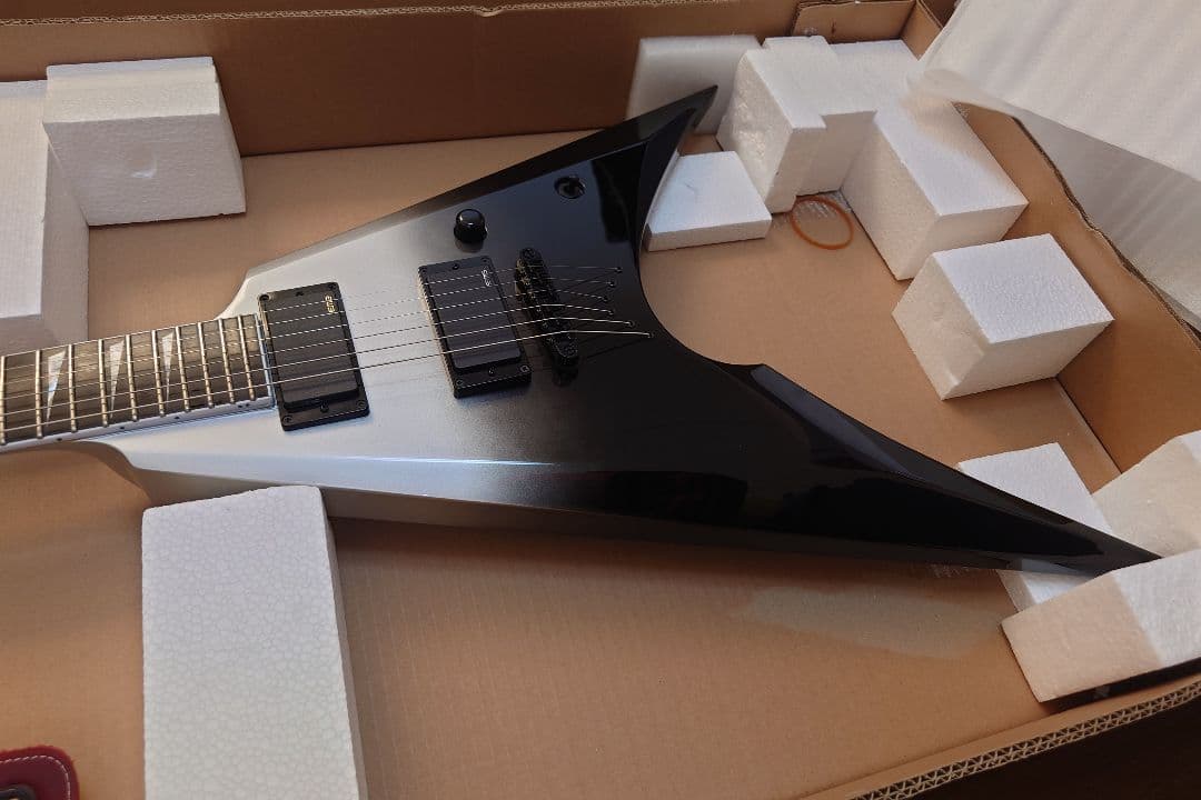 ESP EII E-II ARROW NTブラック×シルバー EMG 85 81
