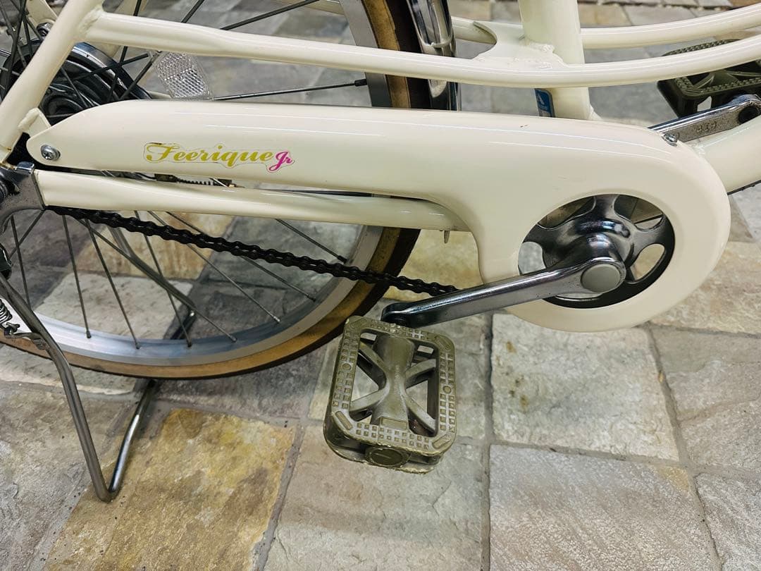 22インチ クリームFeerique Jr フェリーク ジュニア 自転車 アサヒ