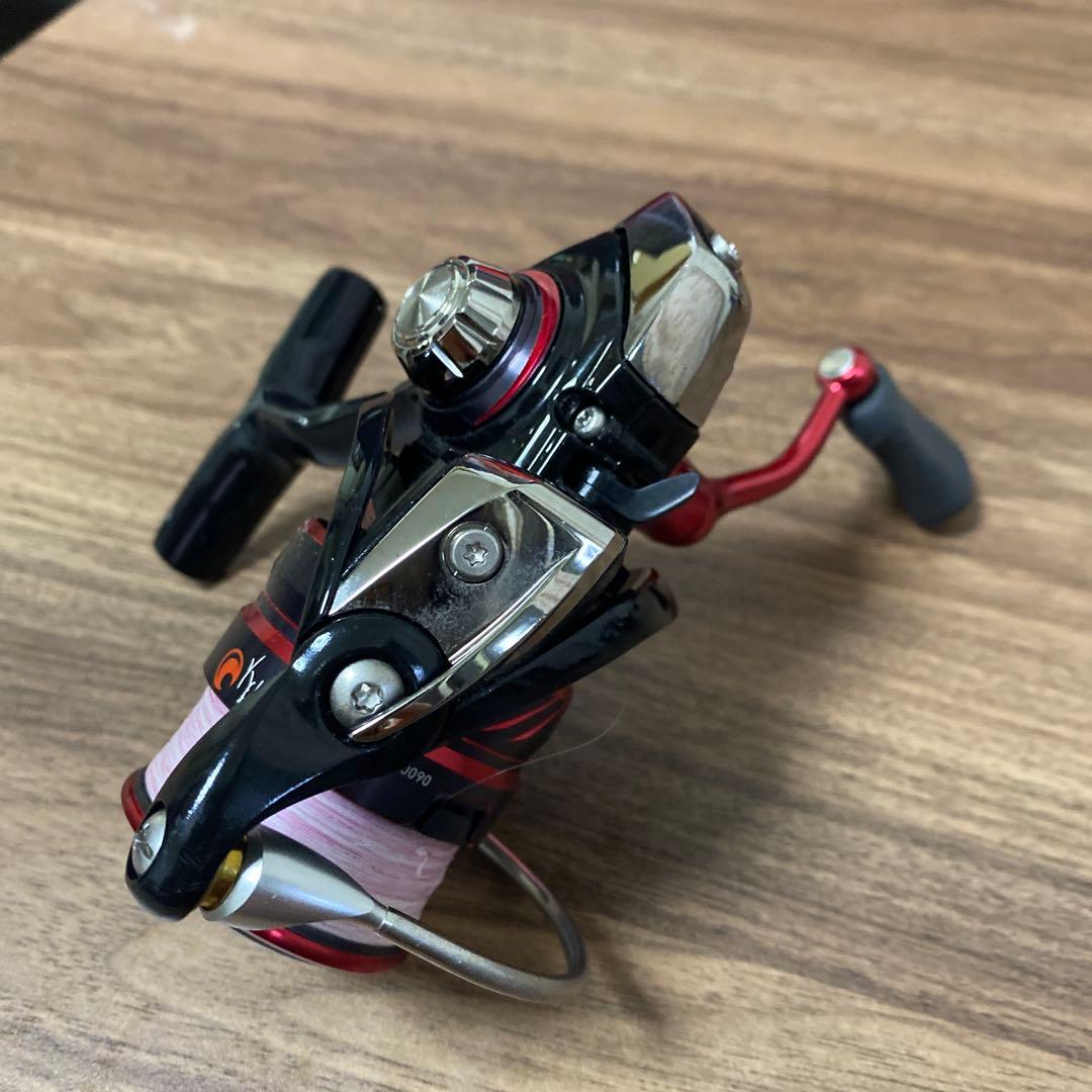 ダイワ　 MX2000SP スピニングリール 赤スプール