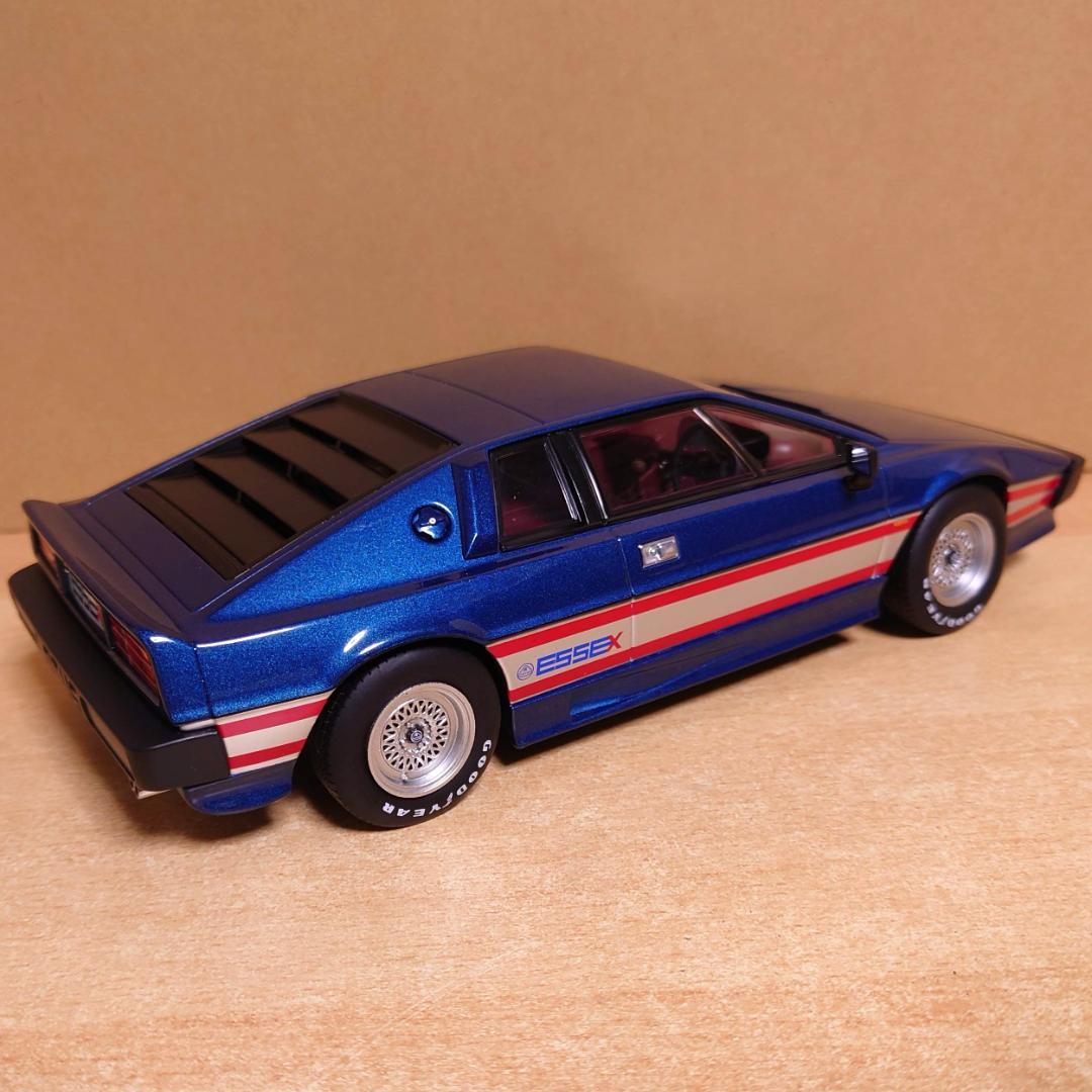 1/18 ロータスエスプリターボ ブルー 1981 Lotus Esprit