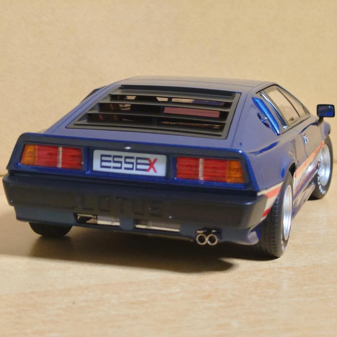1/18 ロータスエスプリターボ ブルー 1981 Lotus Esprit