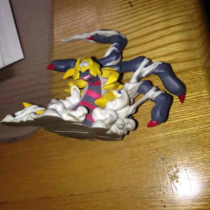 ギラティナ