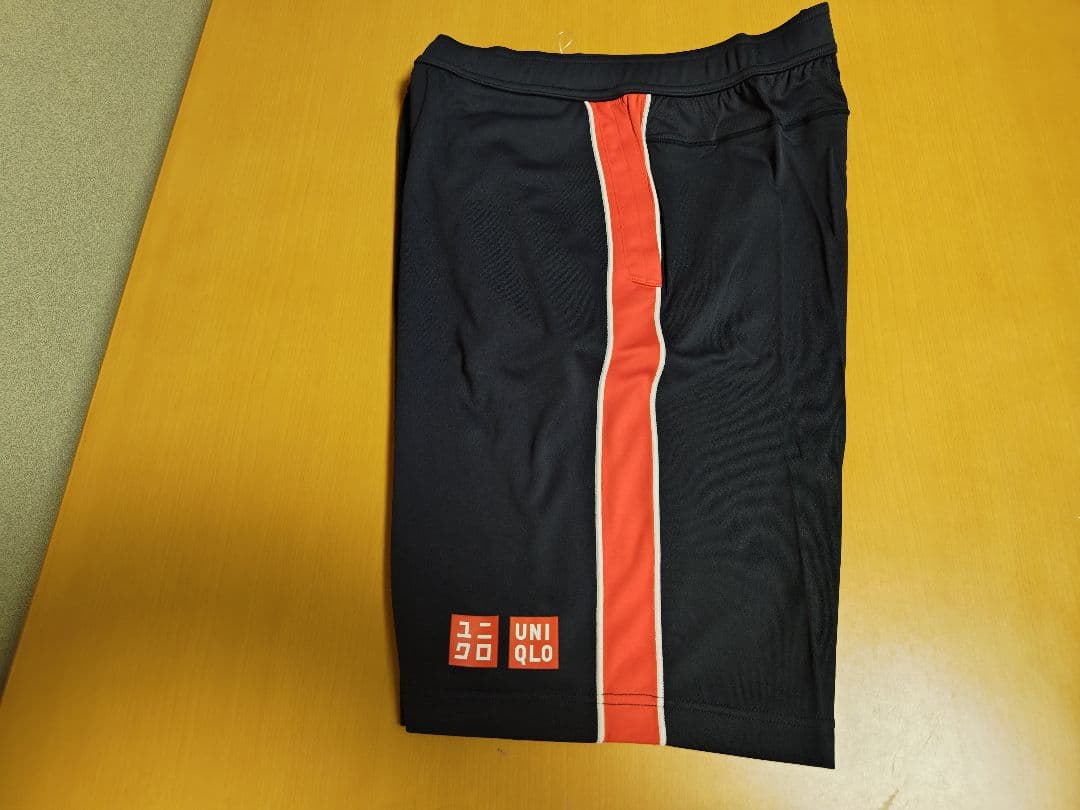 UNIQLO テニスパンツ M 新品未使用