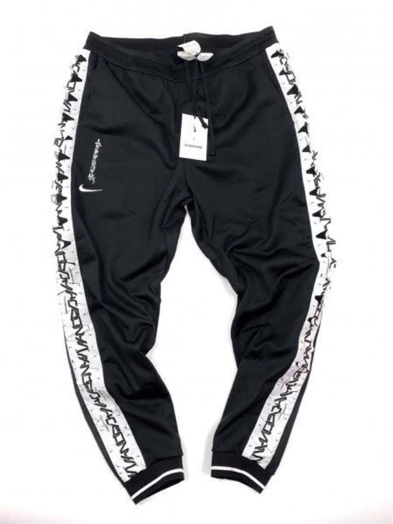 だいすけ 　NIKE アクロニウム　ジャージ　ジョガーパンツ　S