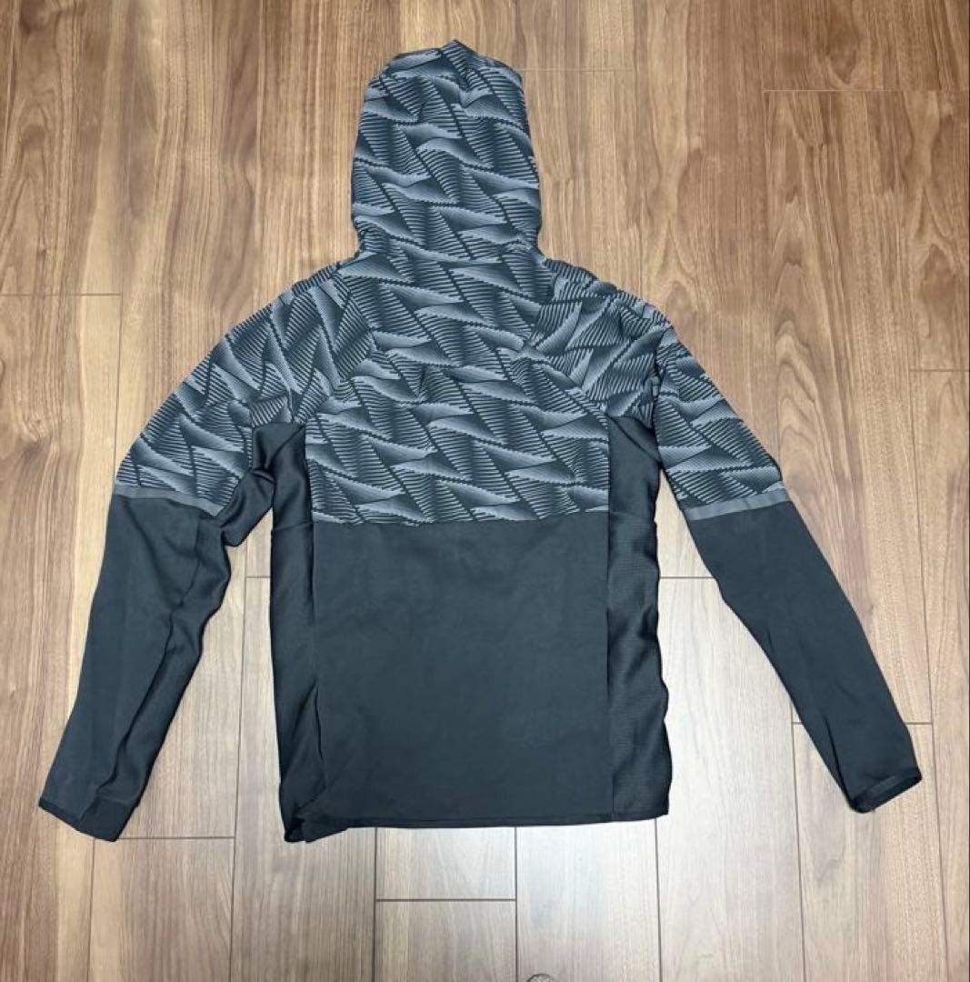 adidas ウィンドブレーカー　上下　ウーブン
