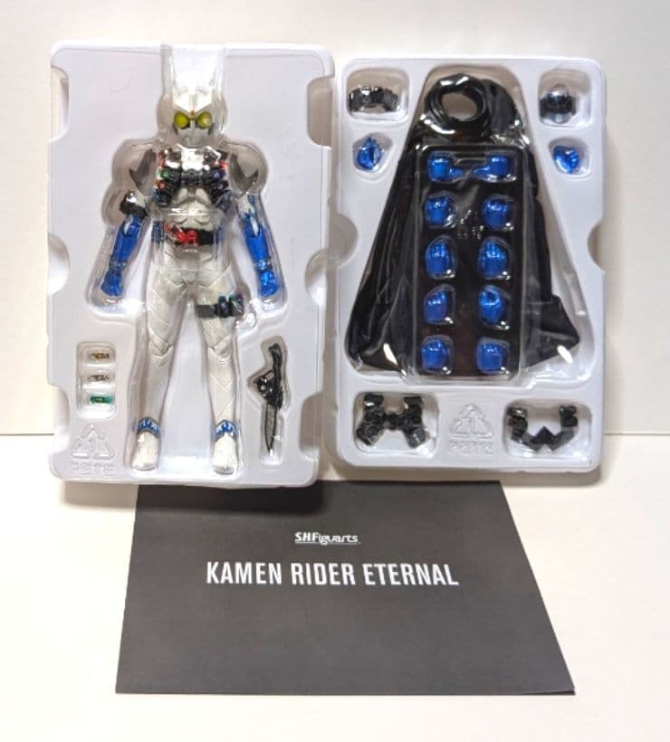 S.H.フィギュアーツ 真骨彫製法 仮面ライダーエターナル