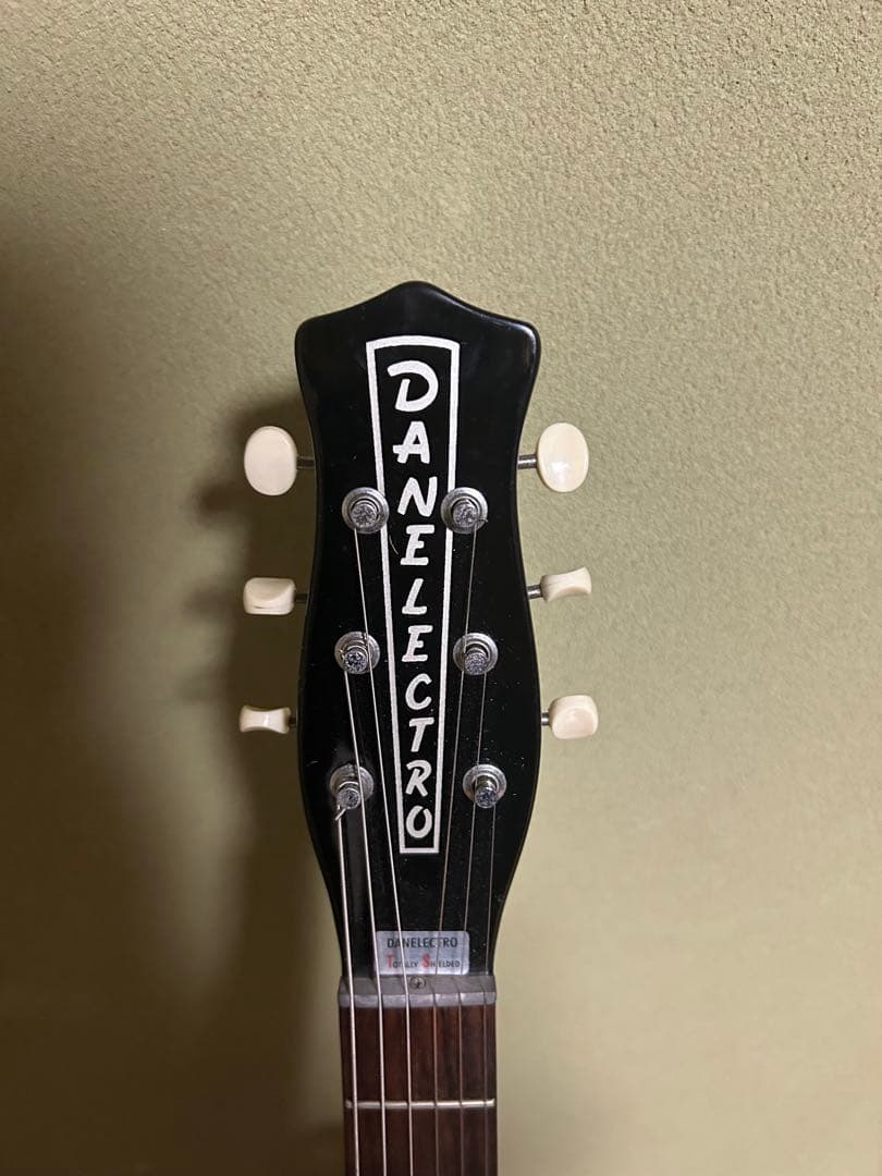 DANELECTRO エレキギター ブラック/ホワイト D59 ビザールギター