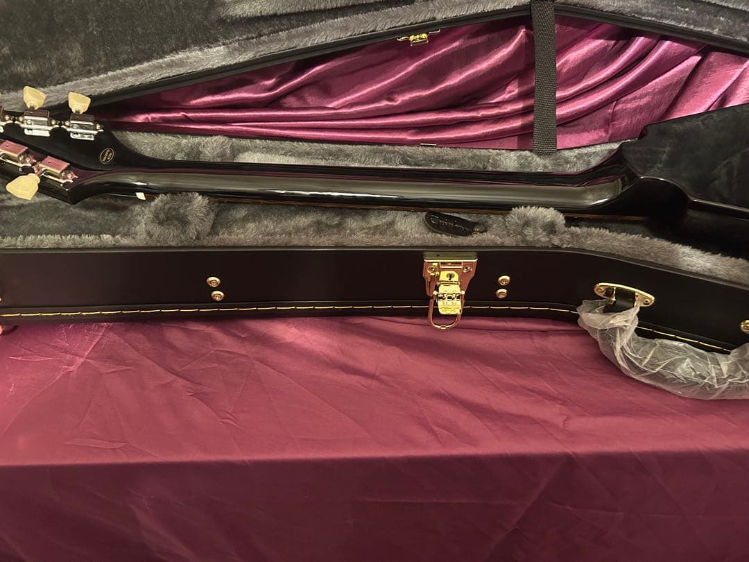 EPIPHONE Flying V58 Ebony純正ハードケース＋ギグバッグ