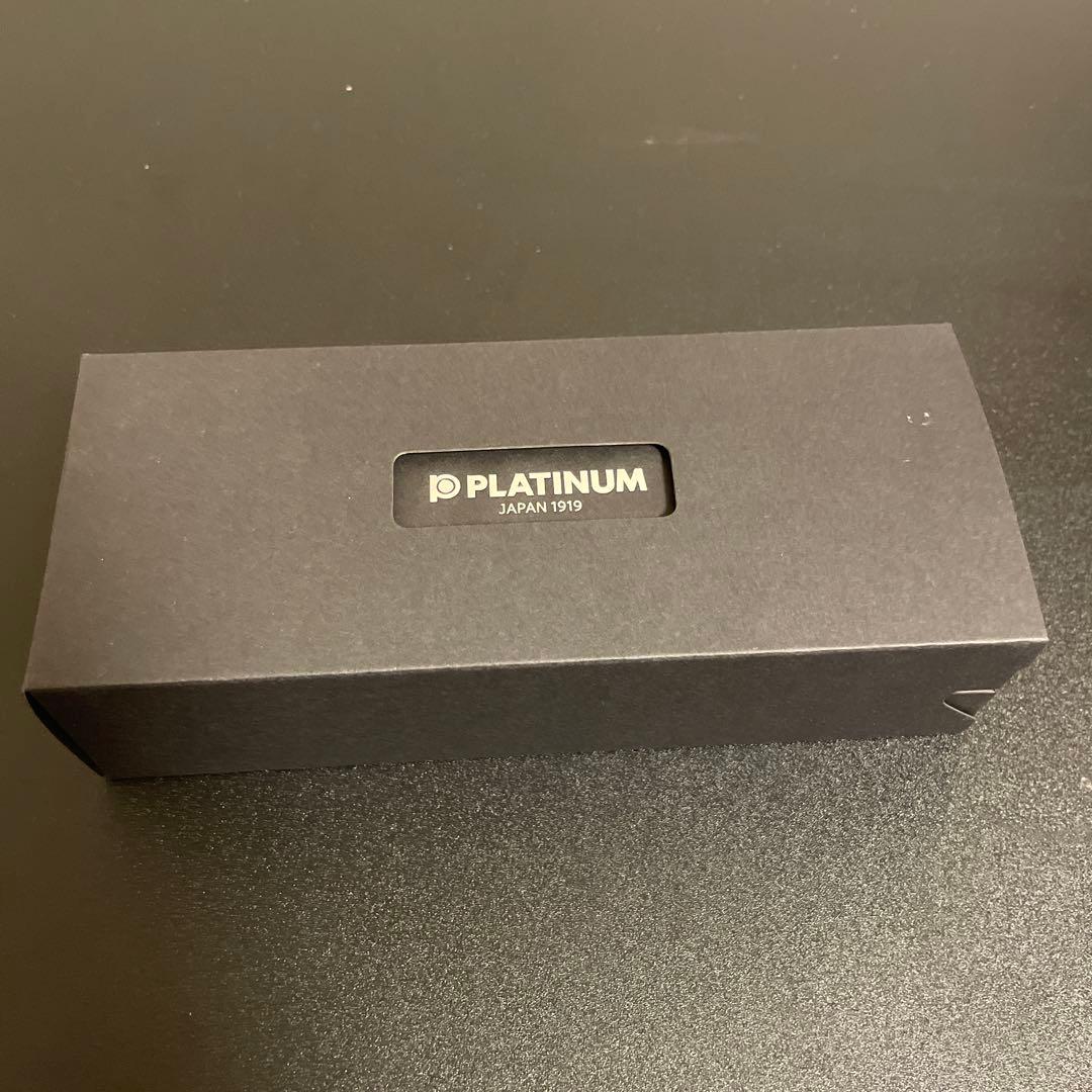 PLATINUM PRESIDENT BLUE 万年筆　字幅B