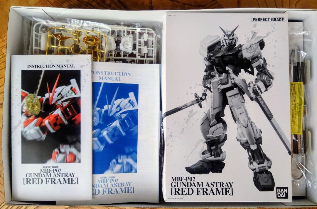 【新品未組立】機動戦士ガンダムSEED ASTRAY レッドフレーム 特典付き