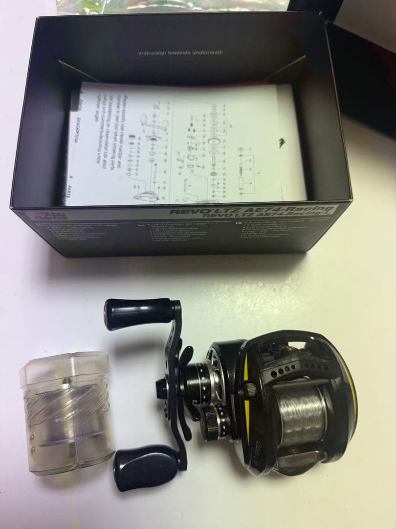 Abu Garcia REVO LTZ AE74-Racing ベイトリール