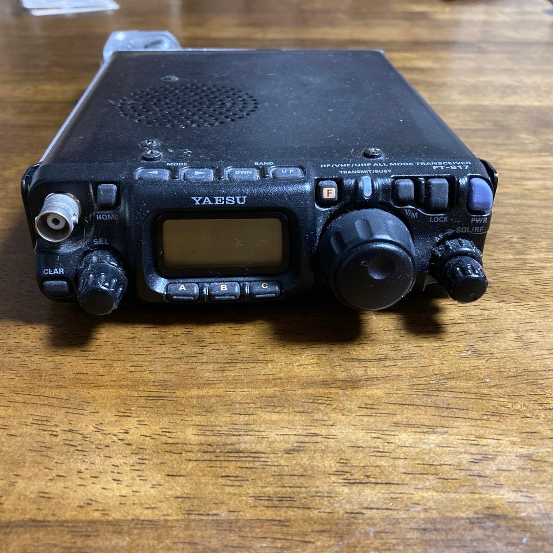 FT-817 八重洲無線HF/VHFトランシーバー