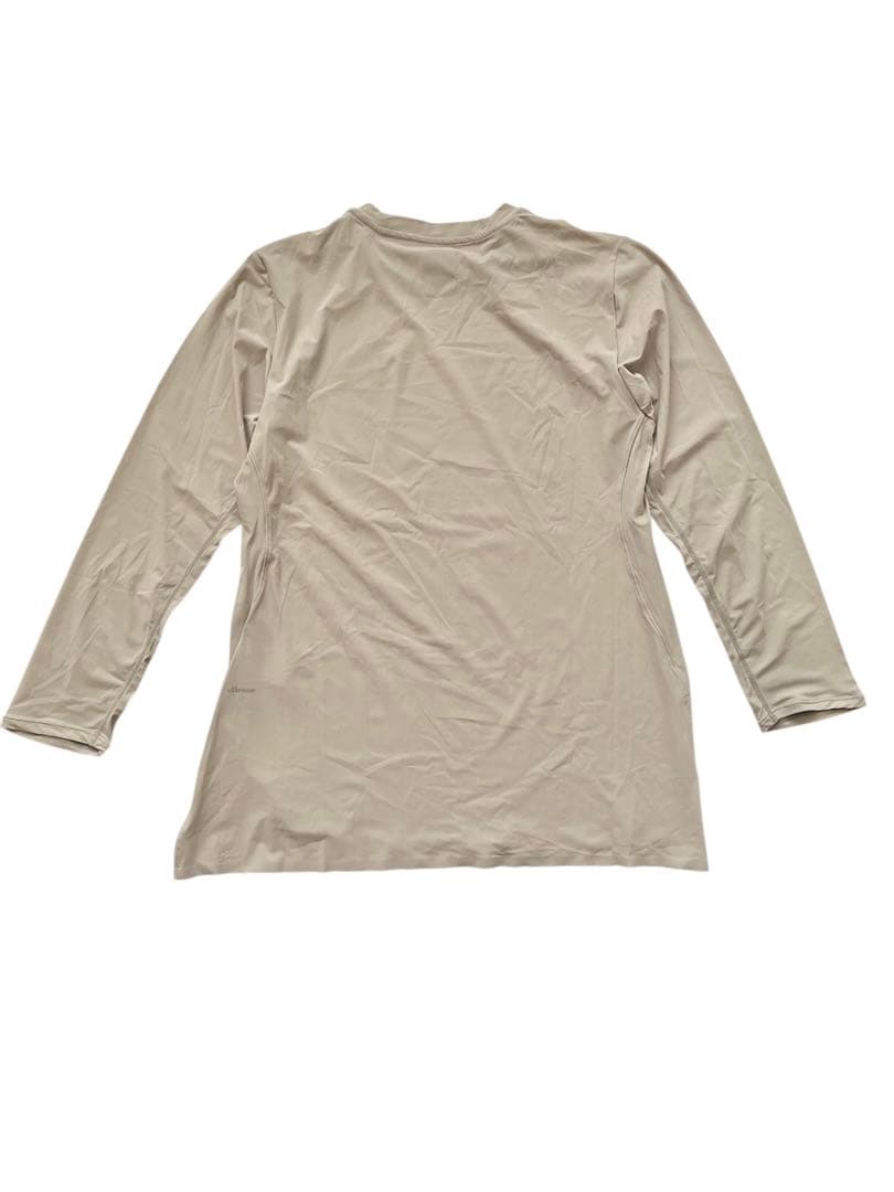 ellesse テニス　長袖Tシャツ　UV ストレッチ　Lサイズ