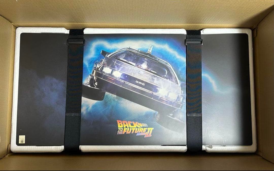 1/6ホットトイズ バックトゥザフューチャー パート2 デロリアンタイムマシーン