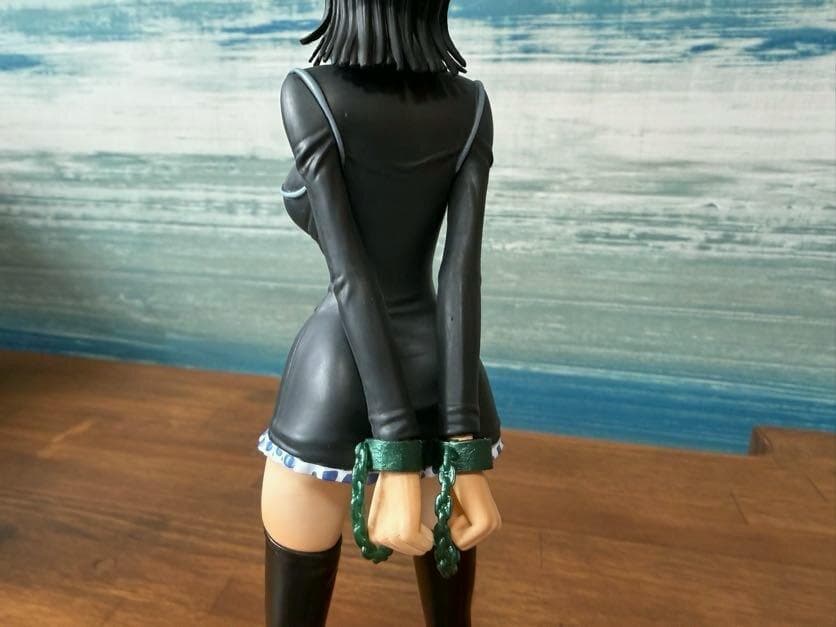 ワンピース　ニコ・ロビン　26cm　ガレージキット　フィギュア　海外限定