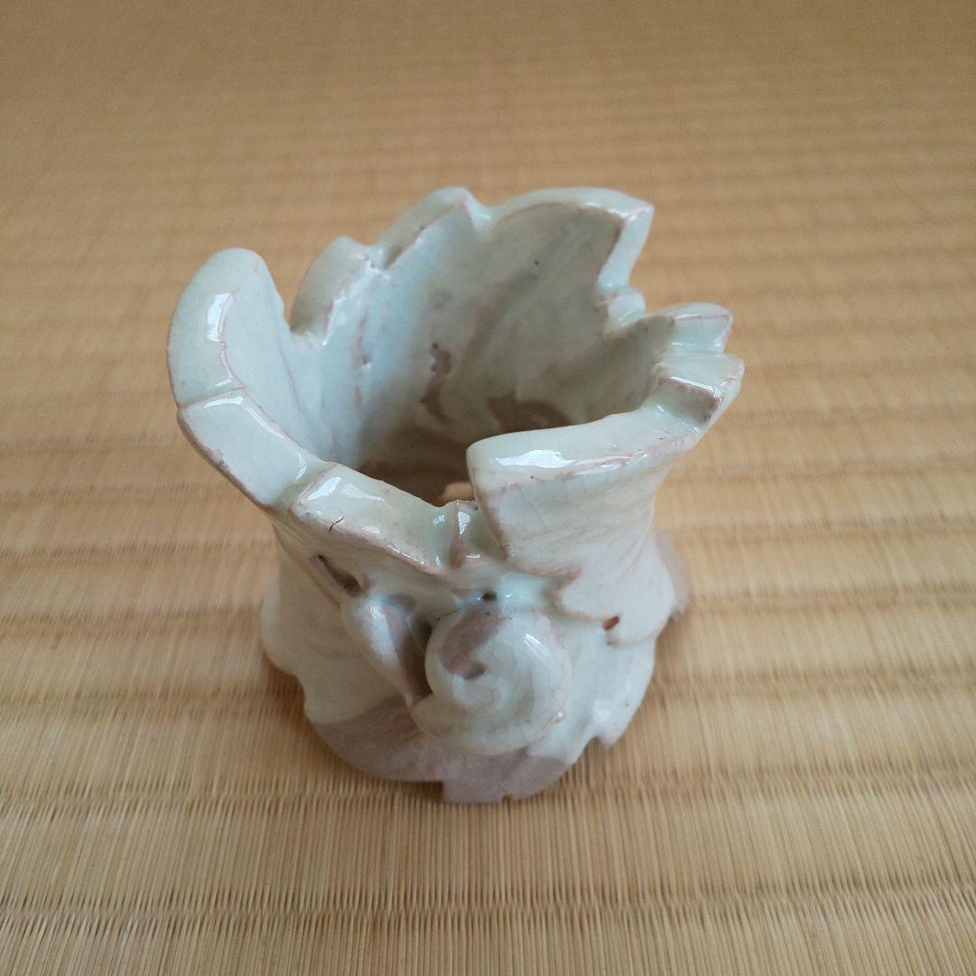 A 187 　　蓋置 三葉 かたつむり・朝日焼・豊斎作（共箱付き）