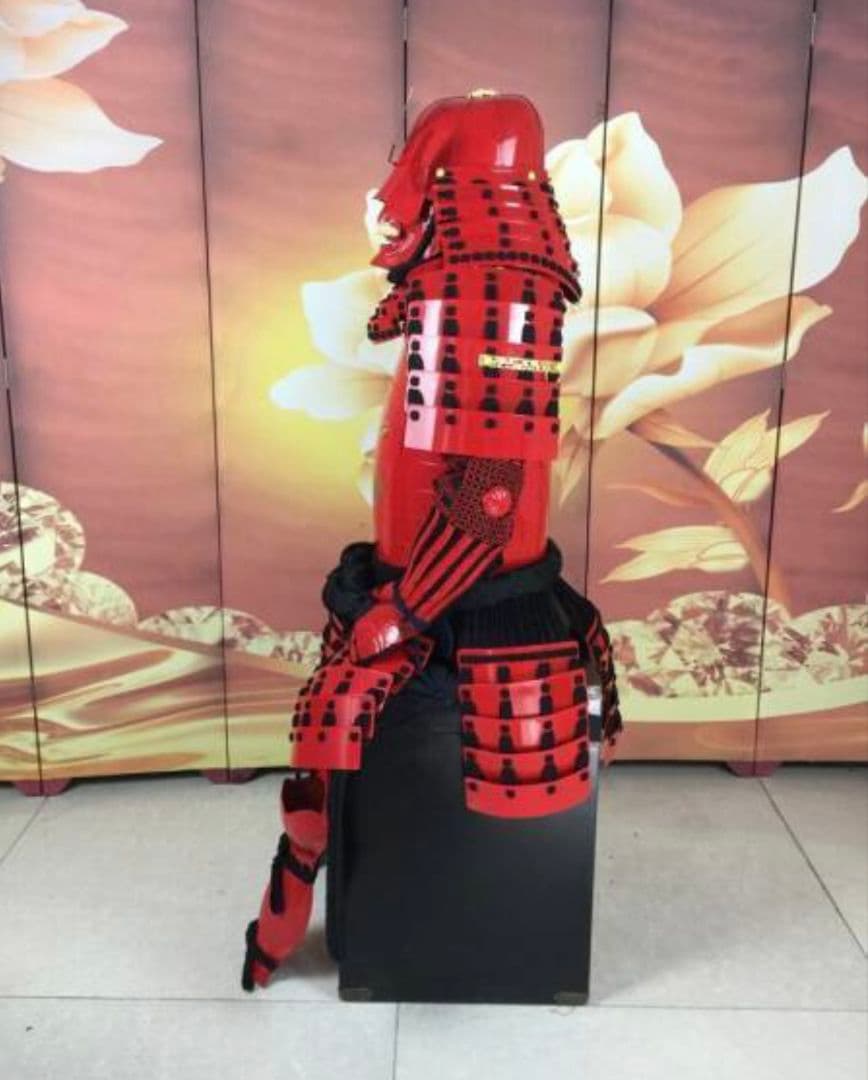 赤　鉄製武具　甲冑　等身大　着用可能　鎧　新品