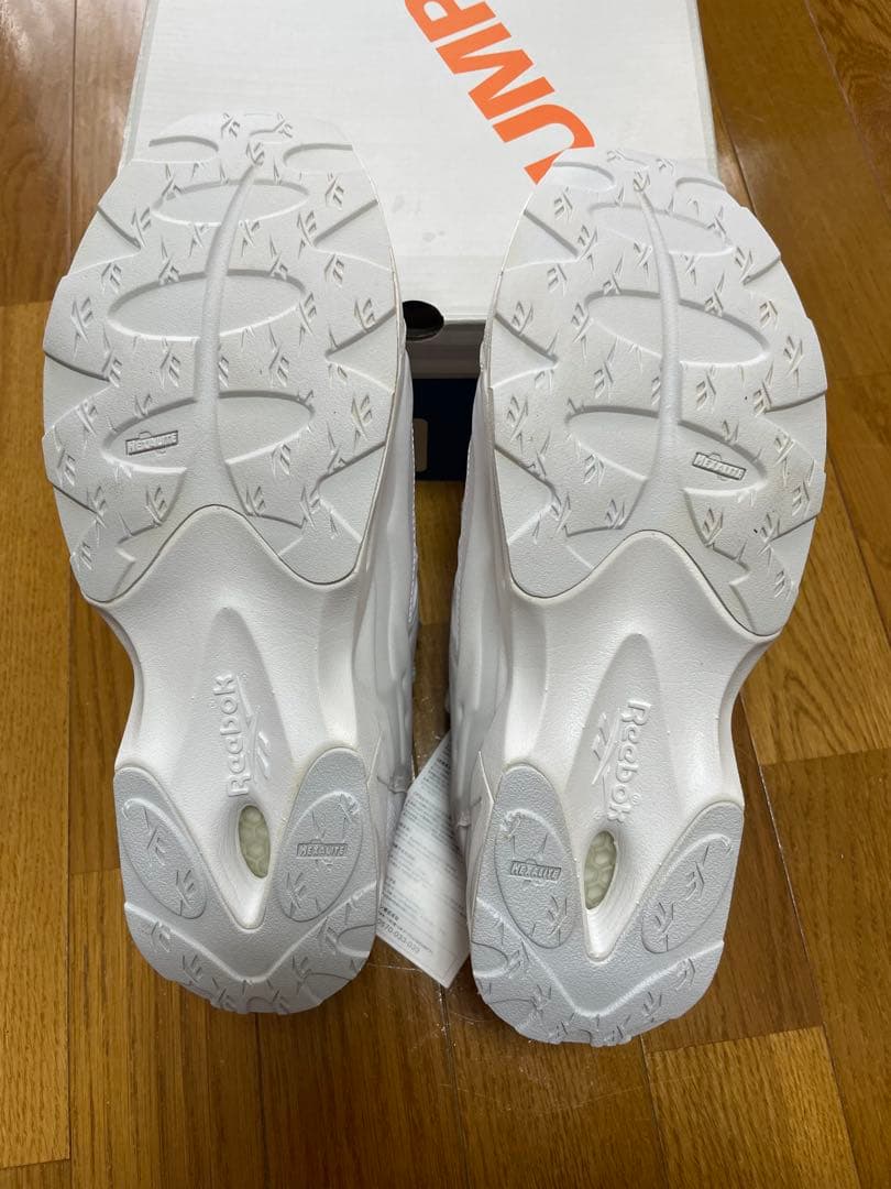 リーボックポンプフューリー　未使用　白色27cm