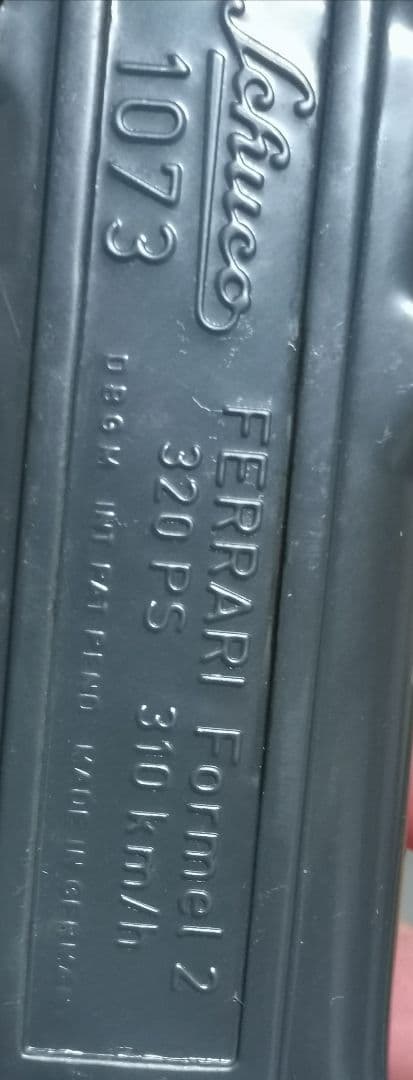 フェラーリ・フォーミュラー2　Schuco　ミニカー 箱・ゼンマイなし