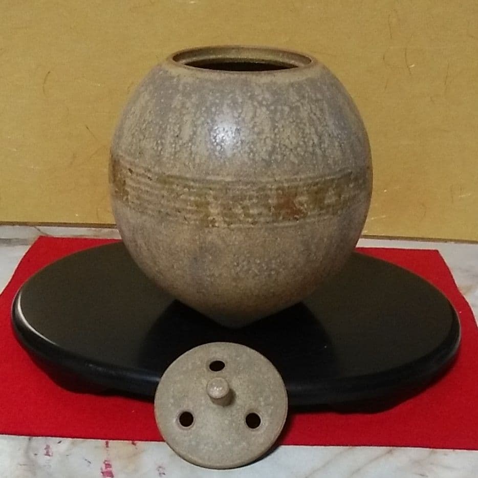 香炉    全