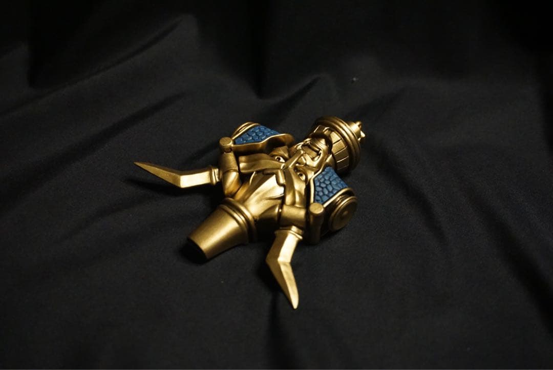 残り僅か　仮面ライダー威吹鬼　変身鬼笛・音笛　プロップ造形　変形ギミック