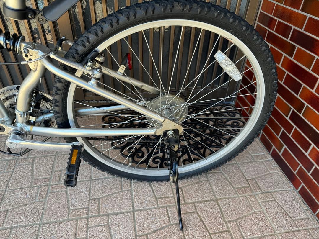 UGO 片山右京モデル　折りたたみ　マウンテンバイク26サイズ