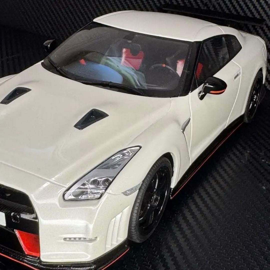 【極美品】GT SPIRIT 1/18Nissan GT-R 35 Nismo
